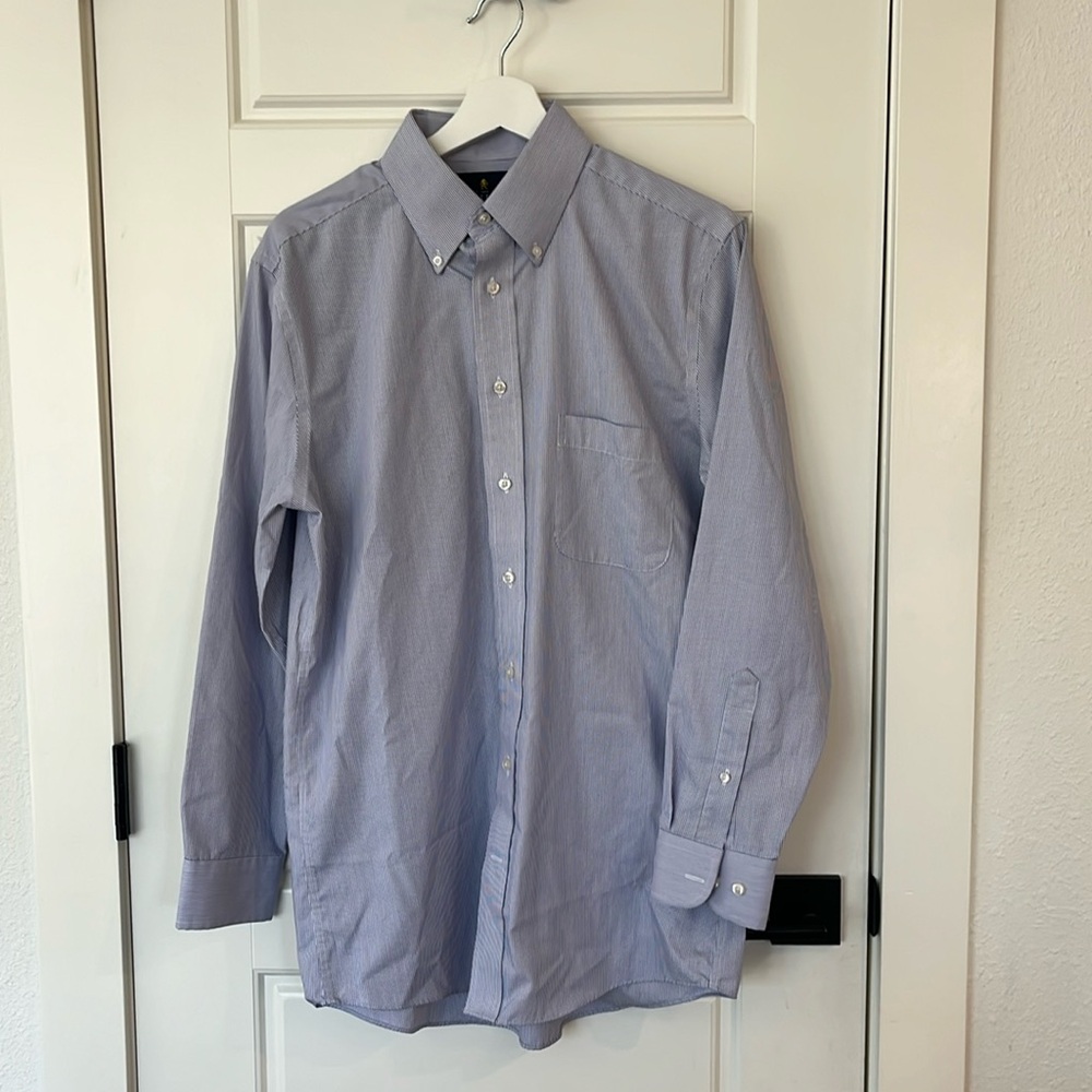 Stafford Light Blue Pinstripe Long Sleeve Button Down Men’s Fitted 15 1/2 32/33